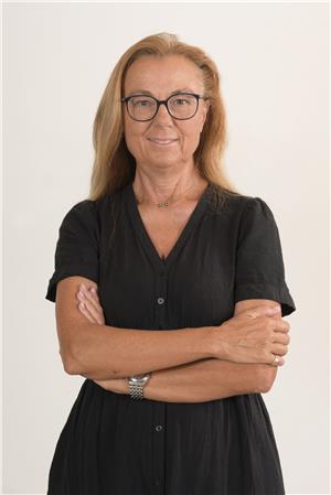 Die Seniorenbeauftragte innerhalb der Volksanwaltschaft, Vera Tronti Harpf, bietet ab kommenden Mittwoch, 21. Oktober, regelmäßig Sprechstunden in Bruneck und Toblach an. (Foto: Volksanwaltschaft)